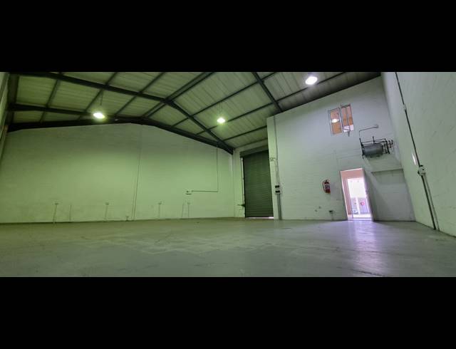 203M² WAREHOUSE TO LET IN AIRPORT INDUSTRIA